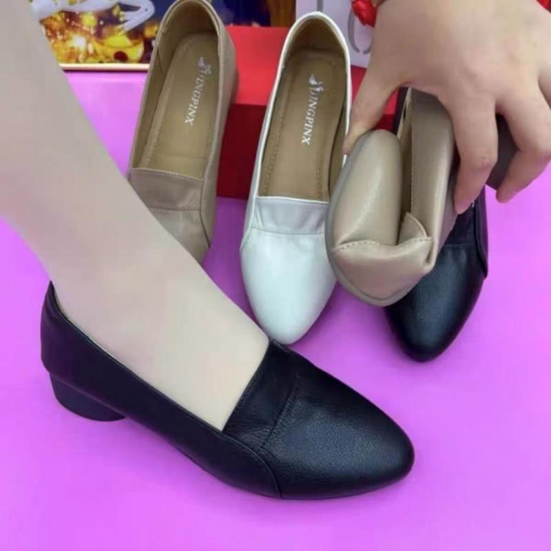 Soft Leather Single Shoes Pointed Women's Shoes Spring New Versatile Flat Bottom Shallow Mouth Small Leather Shoes Comfortable Soft Sole Shoes