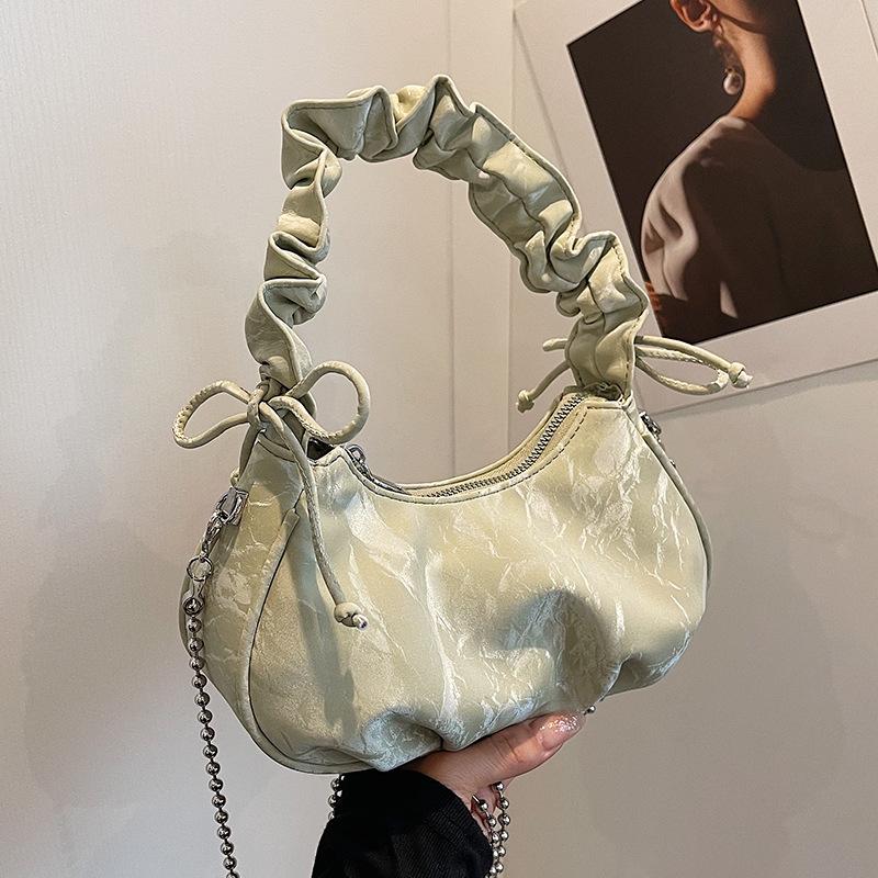 Korean Version of Niche Pleated Cloud Bag 2025 New Foreign Style Versatile Underarm Bag High-end Single Shoulder Messenger Women's Bag