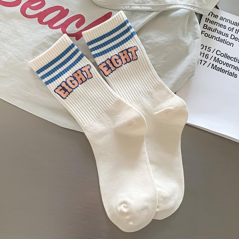 

Женские весенне-осенние винтажные полосатые носки-трубы для занятий спортом без косточек, влагоотводящие, дезодорирующие 1 pair