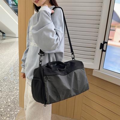 Large Capacity Short Trip Bag Men's and Women's Fashion Portable Duffel Bag Light Leisure Sports Fitness Bag