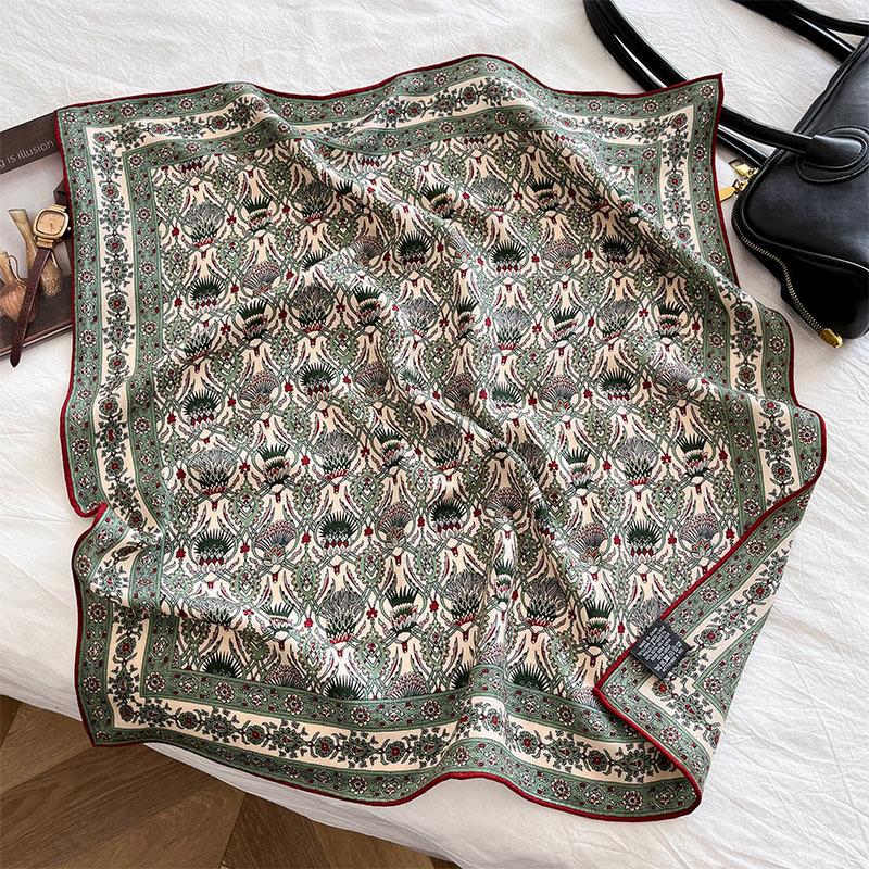 Mori lady silk wool silk scarf literary and sweet silk wool scarf 2025 autumn and winter casual warm silk wool square scarf 65cm