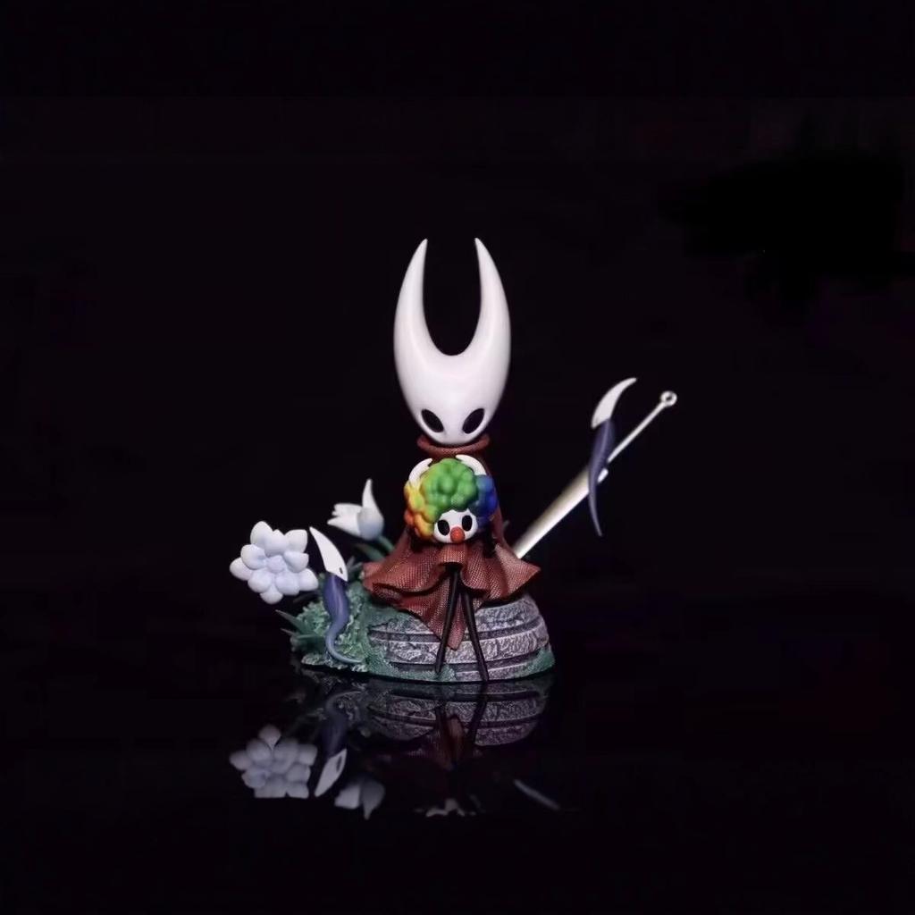 The Hollow Knight Action Figure Hornet Figures Pvc Sitting Posture Statue Model Collection Decorations Toys Kid Birthday Gifs