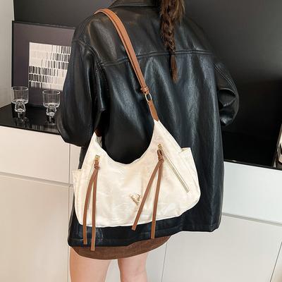 Casual Commuting Large-capacity Bag Women's 2025 New Autumn and Winter Versatile Messenger Bag Fashionable Shoulder Underarm Bag