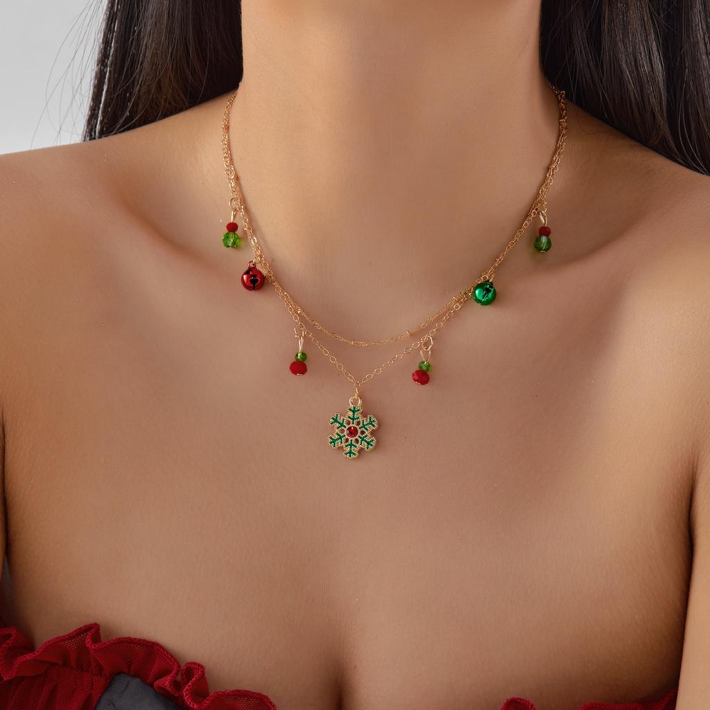 Delicate Christmas Tree Pendant Necklaces for Women Sweet Colorful Bells Crystal Snowflake Necklaces Friendship Jewelry Gifts