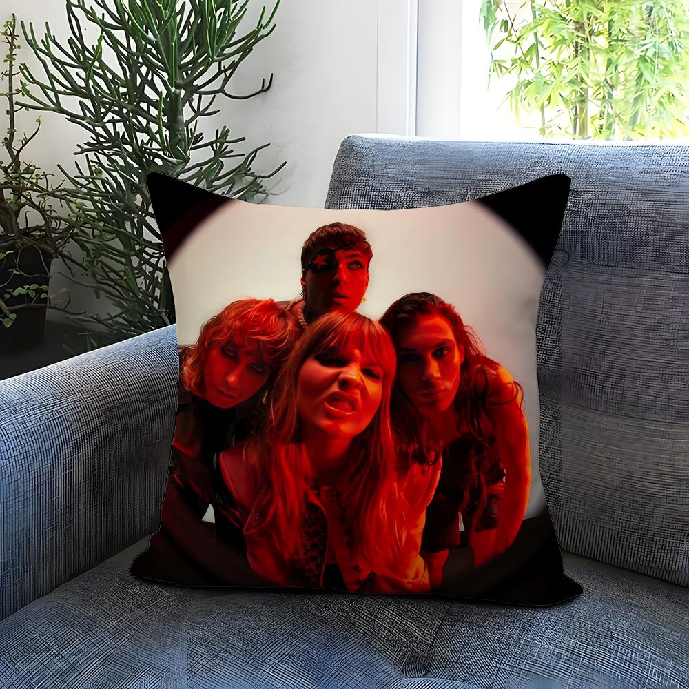 Trendy MManeskinable Cushion Cover Comfortable Reversible Pillow Cover Ideal for Car Sofa Bedroom  Beyond
