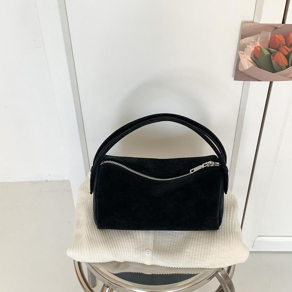 New Suede Pillow Bag, Women's Crossbody, Niche, High-end, Simple, Versatile Handbag, Small Carry Bag