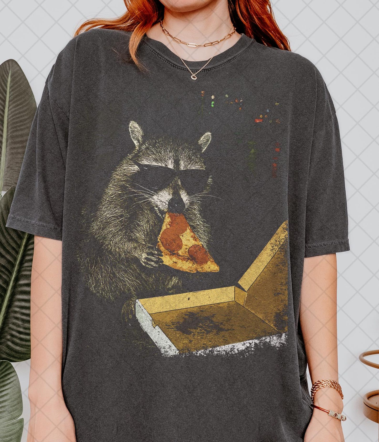 Comfort Colors Raccoon Eating Pizza, Funny Meme Shirt, Funny Racoon Meme T shirt Vintage, Gift For Woman and Man Unisex T shirt L