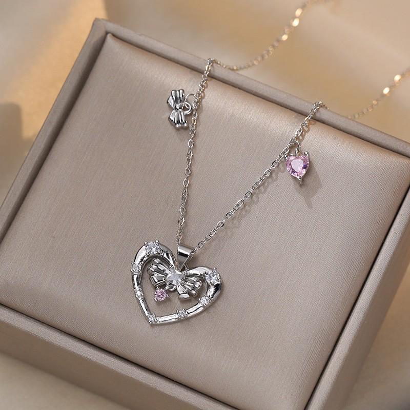 Women's Fashion Heart Pendant Necklace - Elegant, Simple Design, Versatile Clavicle Chain Jewelry