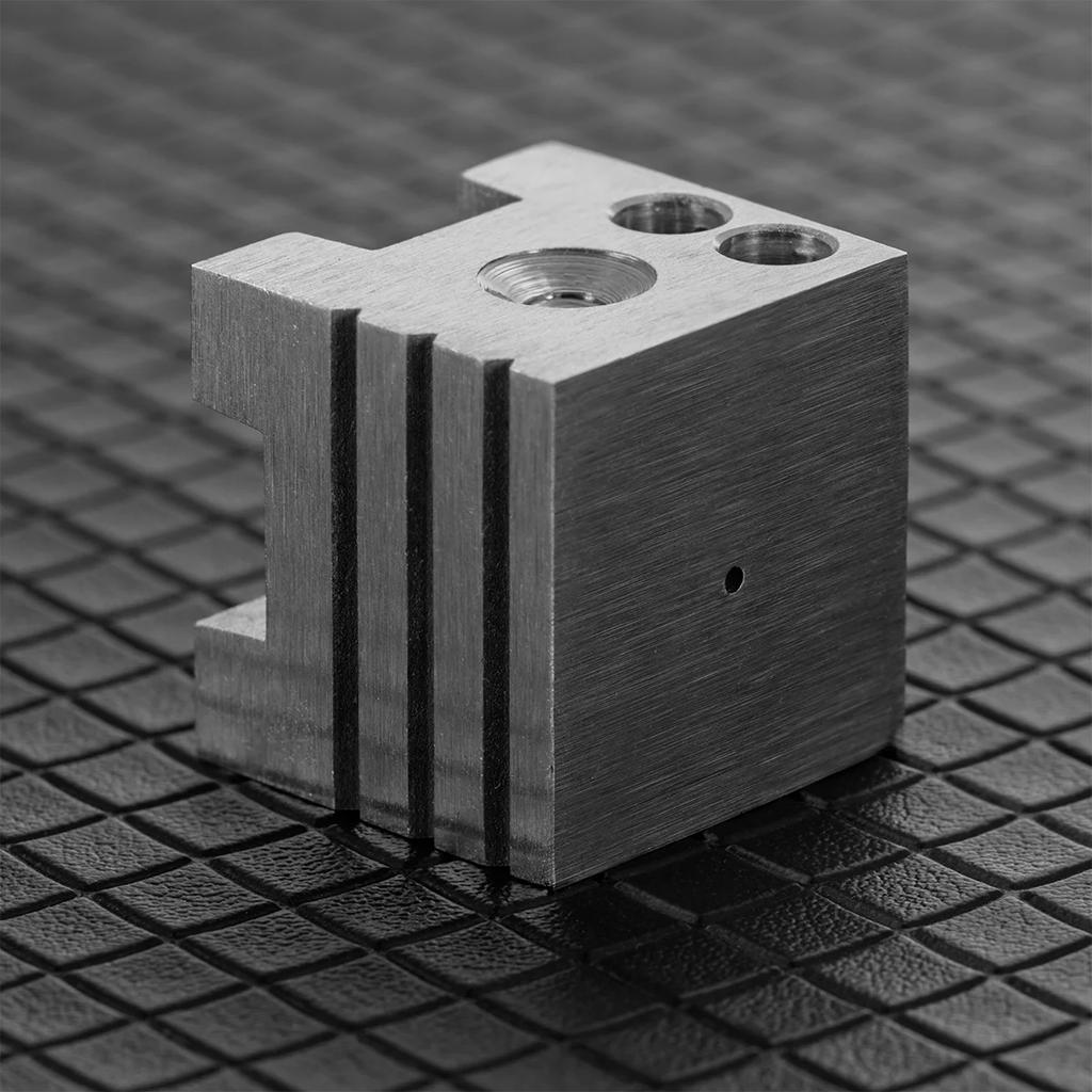 30Hole Watchband Nail Beat Anvil Square Watch Jewelry Repair Tool Metal Riveting Drilling Stake Base For Watchamkers Repair Tool