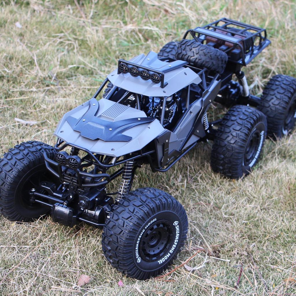 Jumbo Alloy Remote-Control 4WD Climbing Car Toy for Boys