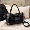 New Y2K Fashion Retro Rivet Tote Bag Women'S High-End Handbag Large Capacity Motorcycle Shoulder Bag Daily Commute Crossbody Bag