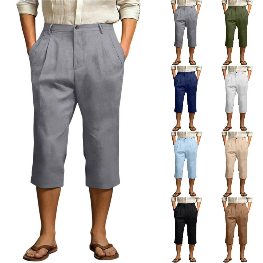 Korte, rechte broek voor heren, geschikt voor sport en vrije tijd.