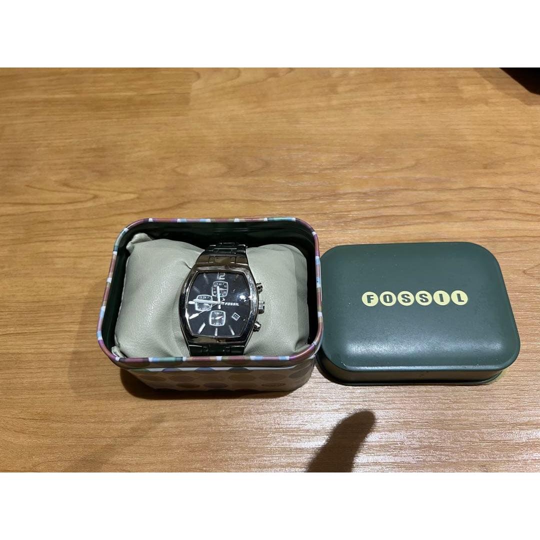 Used FOSSIL black analog chronograph watch