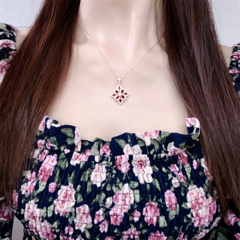 Exquisite Ruby Series Inlay Diamond Hollow Red Flower Necklace Gold-Champagne Triangle Collar Chain High-End Banquet Jewelry