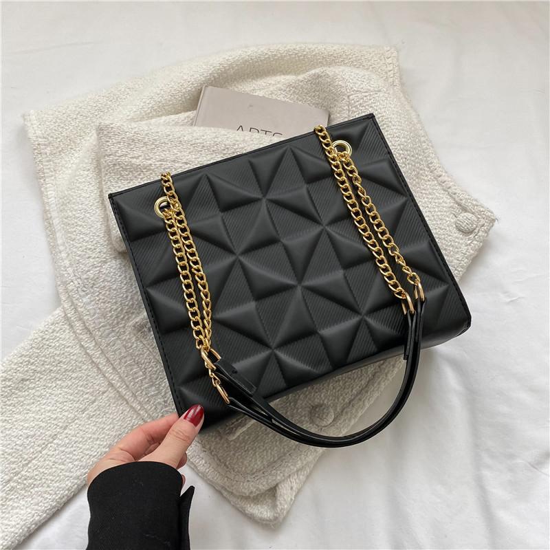 Simple Women's Fashion Bag New 2025 Spring and Summer New Texture Chain Messenger Bag Casual Shoulder Bag