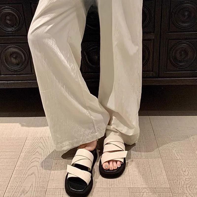 Chaussures Nouveau Style Tongs à Semelles Épaisses Plage Sandales à Une Épaule