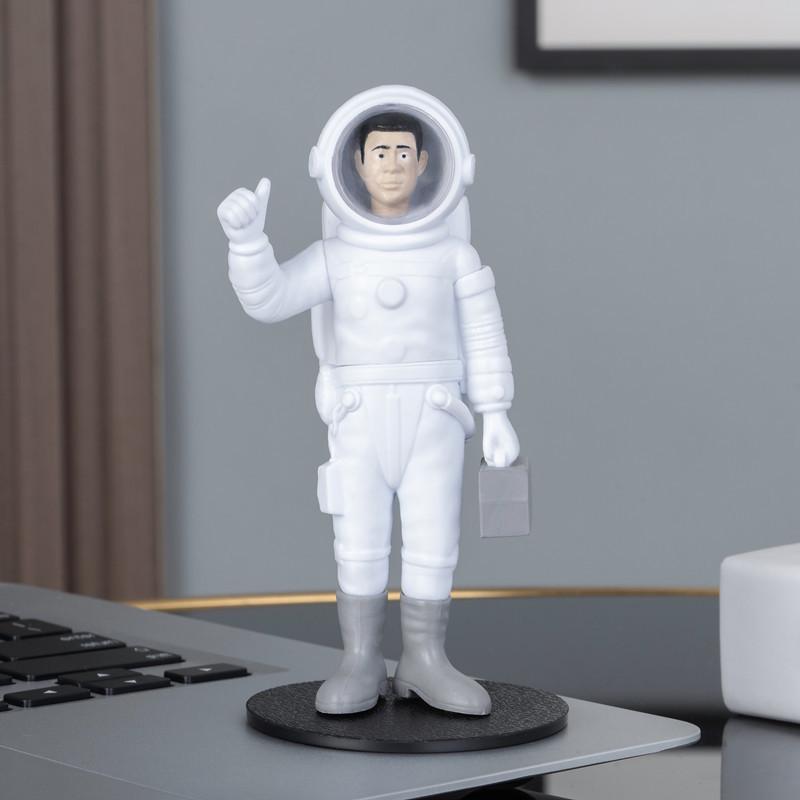 Astronauten-Figur-Ornament für Wohnzimmer oder Kinderzimmer - Weihnachtsgeschenk-Deko Weltraumfahrer