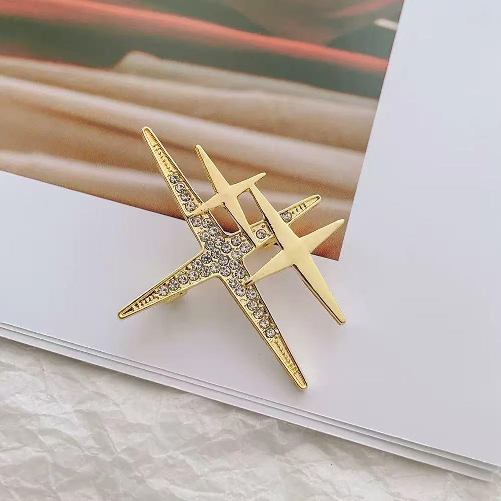 Summer Star Brooch: Trendy Unisex Lapel Pin for Clothes