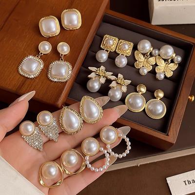 Pearl Water Drop Square Geometric Earrings French Light Luxury High-end Stud Earrings Niche Fashion Temperament Earrings Women