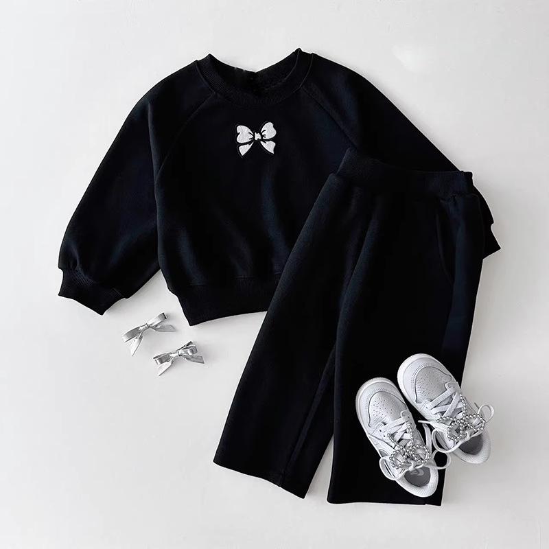 Children's Korean-Style Autumn Casual Girls' Two-Piece Set with Round Neck Sweatshirt