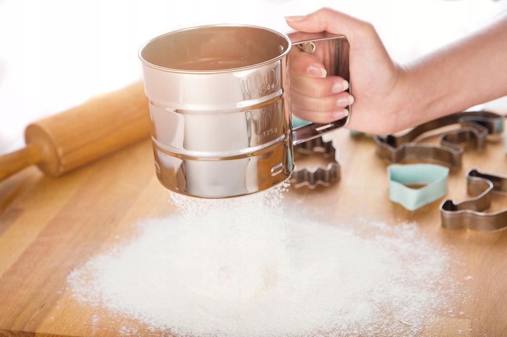 KADAX Sifter Sieve For Flour Icing Sugar Steel 250G
