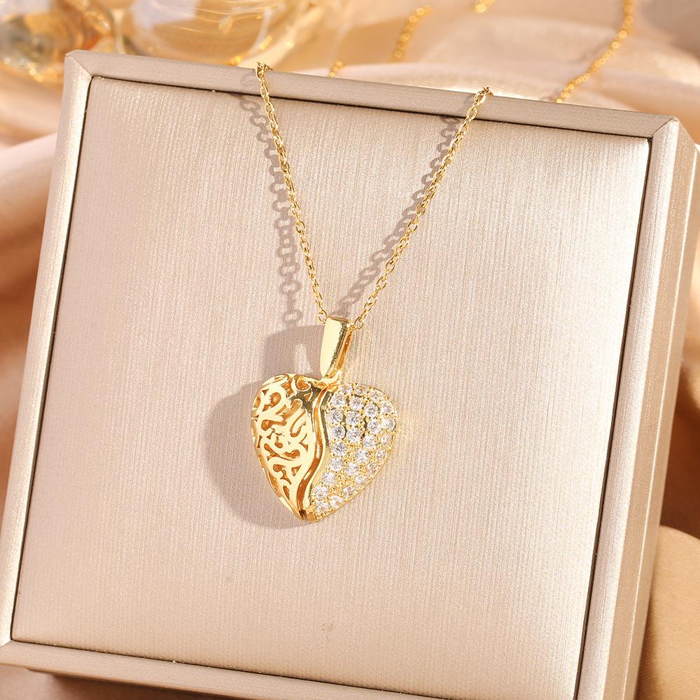 Four Leaf Clover Pendant Necklace For Women Fashionable Zircon Crystal Adjustable Chain Delicate And Versatile Jewelry