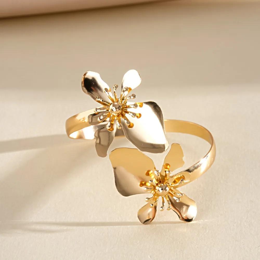 Exaggerated Design Big Flower Bracelet High-End Luxurious Style Oil-Dripping Bracelet Double Flower Three-Dimensional Bracelet