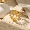 Badu Hochwertiger 18K Gold Plated Zopf Detail Ring für Damen Metallstruktur Verstellbar Offener Ring Statement Trendiger Schmuck