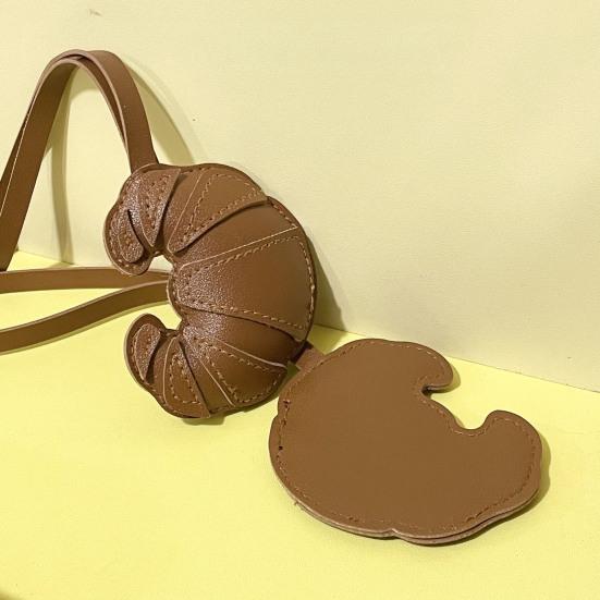 Croissant Pendant Bag Charm Croissant Shaped Keychain Pendant Faux Leather Croissant Charm for Backpack Keyring