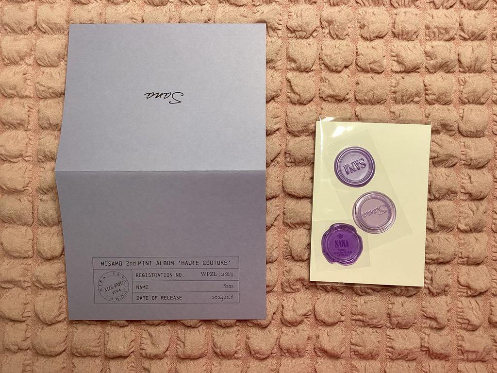 [USED] MISAMO First Deluxe Edition haute couture with 12 trading cards