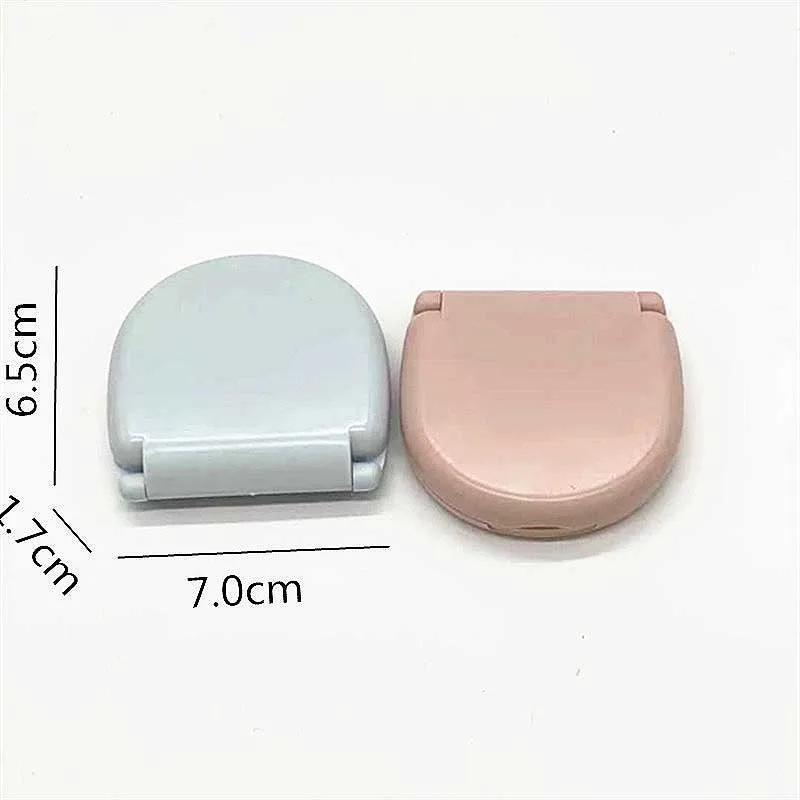 Sewing Kit with Case Portable Sewing Tool Travel Kit Emergency Repair Kit with Threads Scissors Sewing Needles