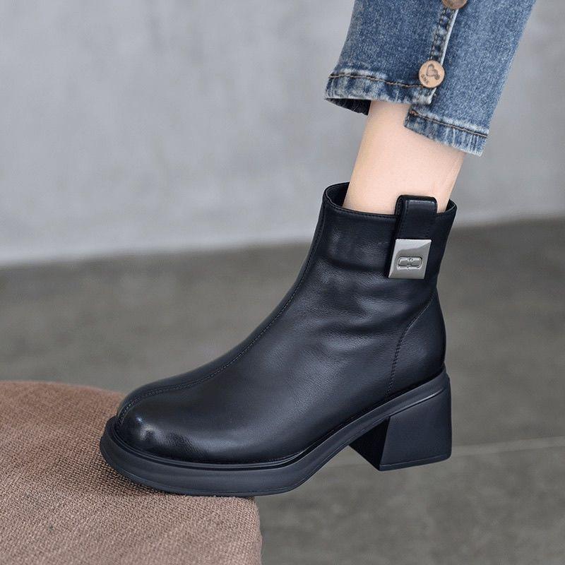 Women's British Style Velvet-Lined Leather Chunky Mid-Heel Winter Boots