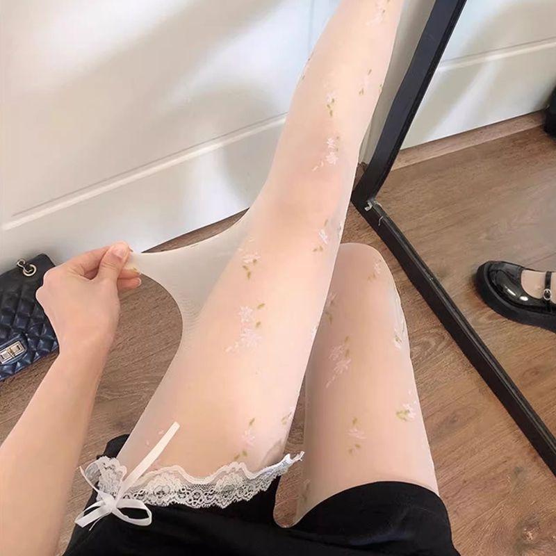 Süße weiße Strümpfe mit kleinen floralen Mustern, ultradünne, schlankmachende Strumpfhose, japanischer Stil, beinschönend, Unterziehsocken für Damen