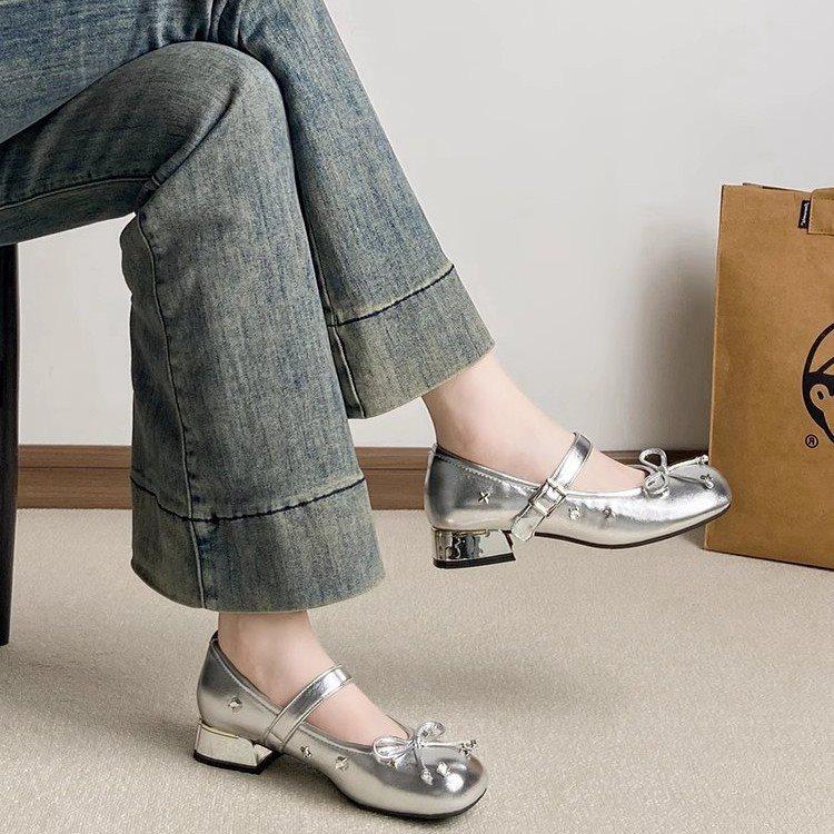 Shoe Fairy One Word Square Head Light Mouth Super Spring and Autumn French Retro Buckle Single Shoes Women's Shoes 2025 Wind Thick Heel Silver