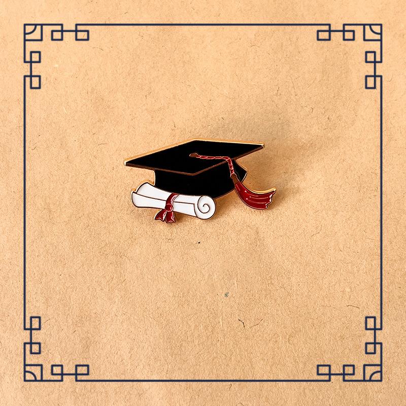 Creative Graduation Gift Metal Enamel Brooch Clip Fashion Book Hat Flower Badge Men Women Clothing Pin Fashion Jewelry Accessori