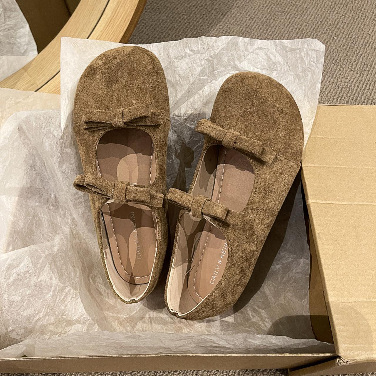 

Evening wind single shoes women s casual shoes spring and autumn new retro flat Mary Jane Doudou shoes ballet love soft-soled shoes 40 хакі