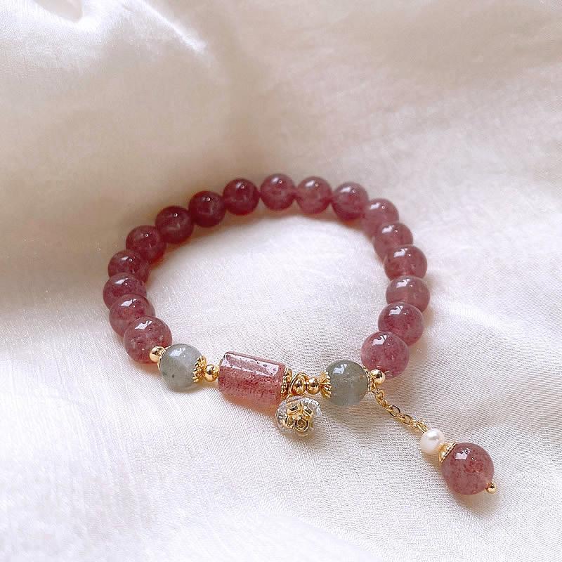 

Fashion Sweet Pink Strawberry Crystal Bracelet For Women Girls Lucky Charm Beads Bangle Light Luxury Jewelry Decoration Gifts onesize