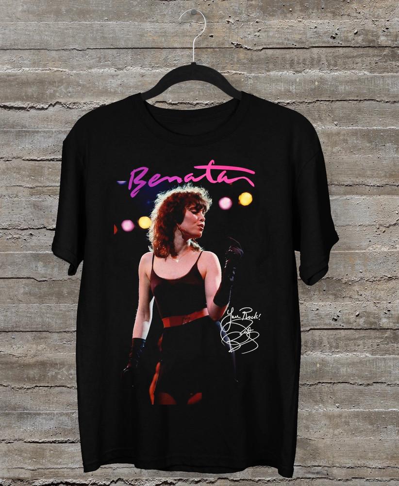 PAT BENATAR in 1983 Signature Black All Size Shirt Unisex T-Shirt XL