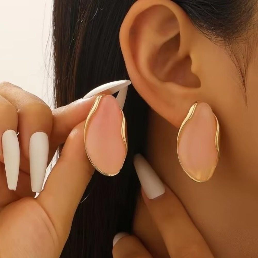 Irregular Geometric Earrings Resin Gold-plated Ear Studs Retro Resin Earrings Accessories