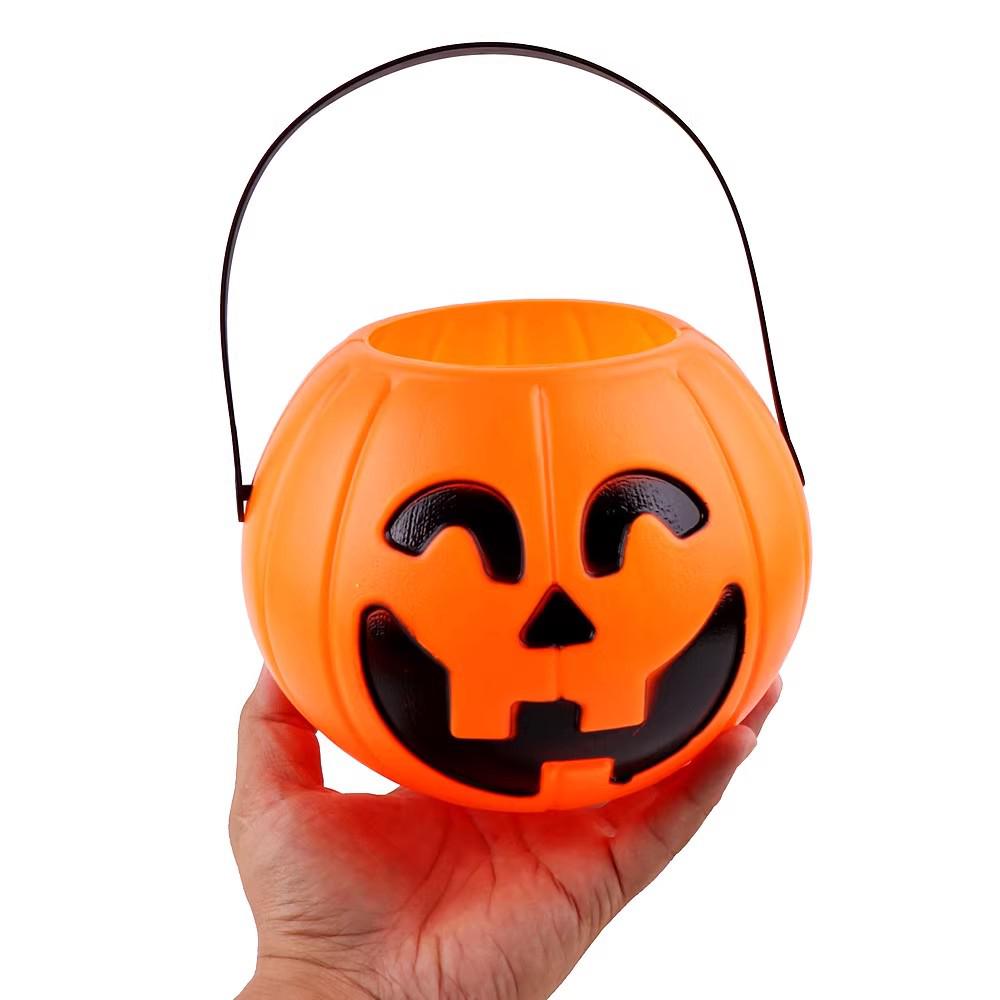Halloween Shopping Mall Decor: Pumpkin Lantern & Bucket Candy Jar for Kids' Scenes