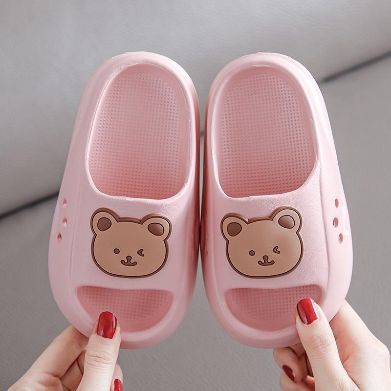 Kapcie dziecięce dla chłopców i dziewczynek, kreskówkowe, antypoślizgowe, lekkie kapcie do noszenia na zewnątrz