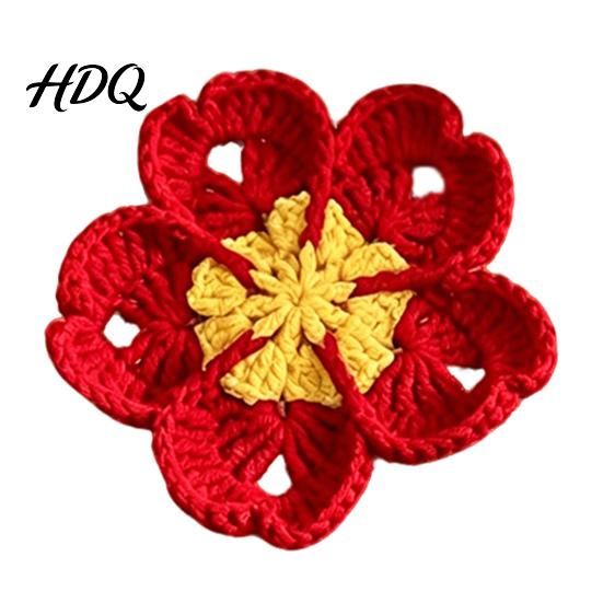 Hand Woven Dining Table Mats Handmade Crochet Flower Coasters for Drinks Thermal Insulation Mat Decorative Kitchen Coffee Mugs And Tea Cups Artistic