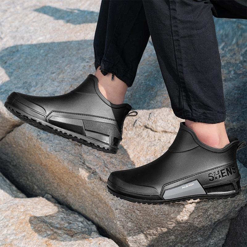 Men's And Women's Outdoor Fashionable Waterproof Anti Slip Wear Resistant Rain Shoes