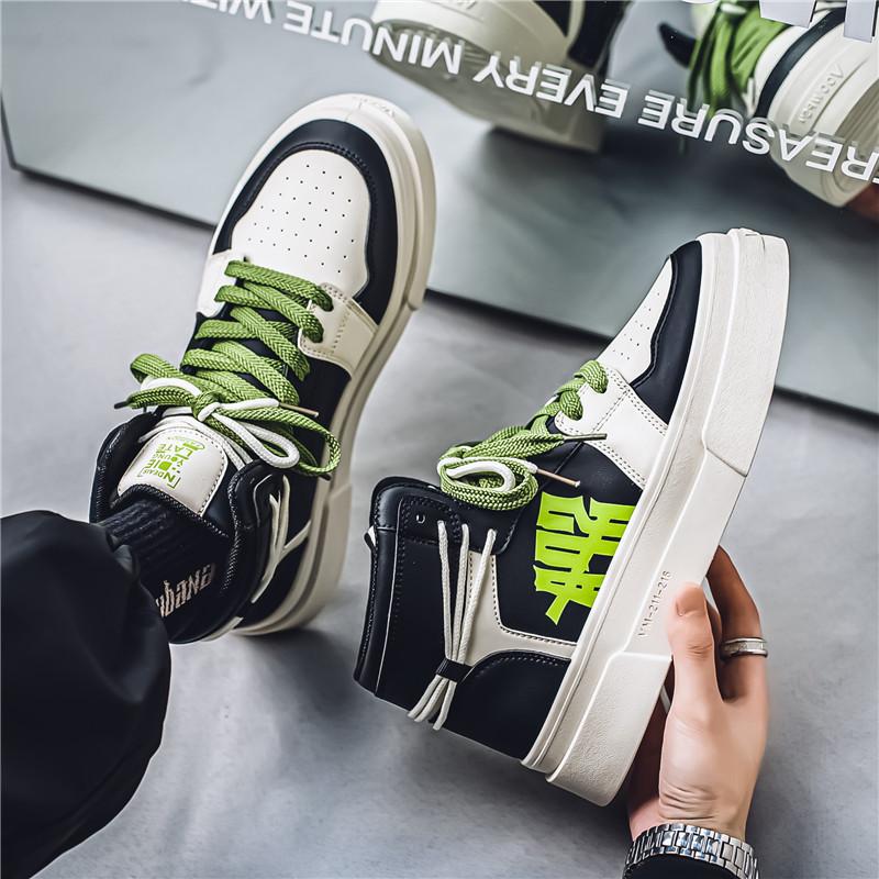 Men's New Autumn Shoe Interior Height Increasing Shoes Casual Commuting Shoe High Top Board Shoes Popular Fashionable Men's Shoe