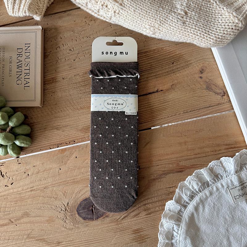 Female Spring and Autumn All Kinds of Sweet Lace Polka Dot Flanging Boneless Tube Pile Socks