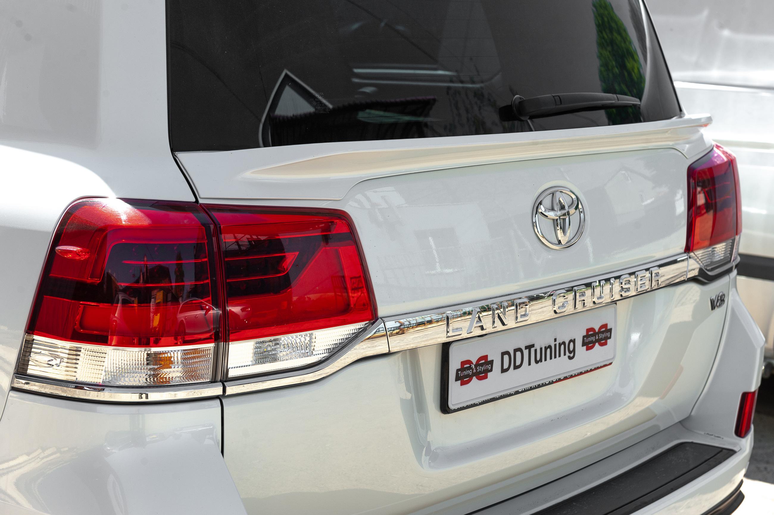 

Спойлер WALD (нижній, 2015-2025) Білий колір для Toyota Land Cruiser 200