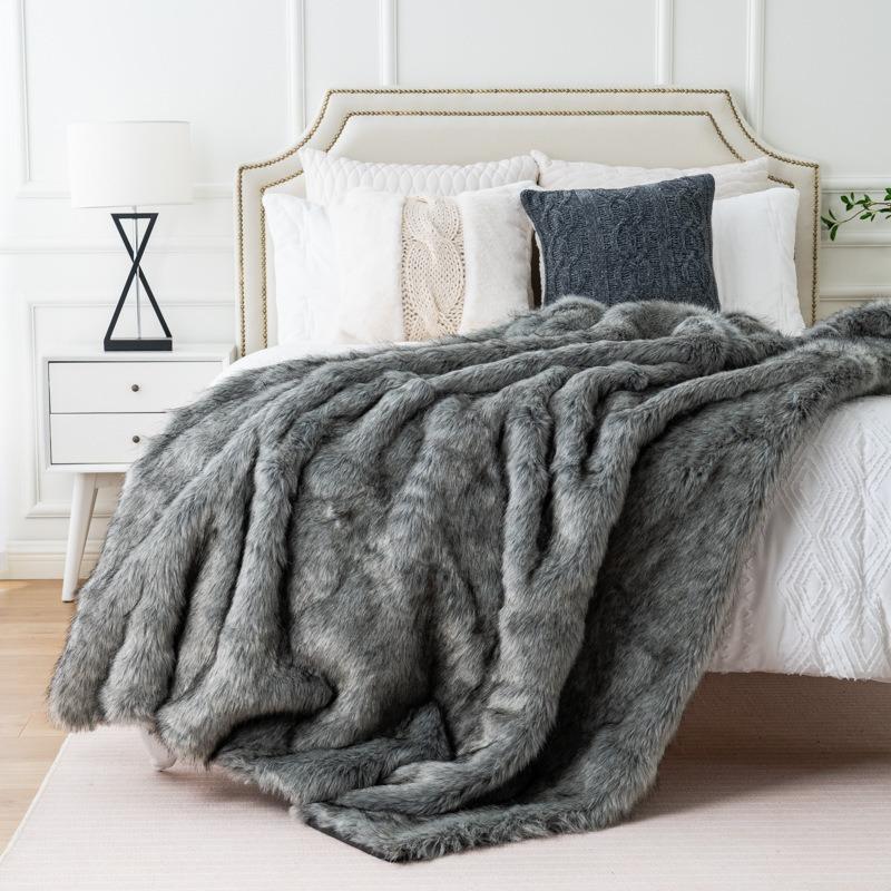 Luxury Fox Fur Throw Blanket Winter Warm Fluffy Soft Blankets Bedspread On the Bed Faux Fur Blanket Plaid Throw for Sofa Towel