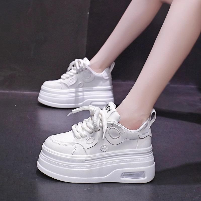 Black and white panda board shoes women's new summer platform white shoes student sports and leisure shoes women's shoes