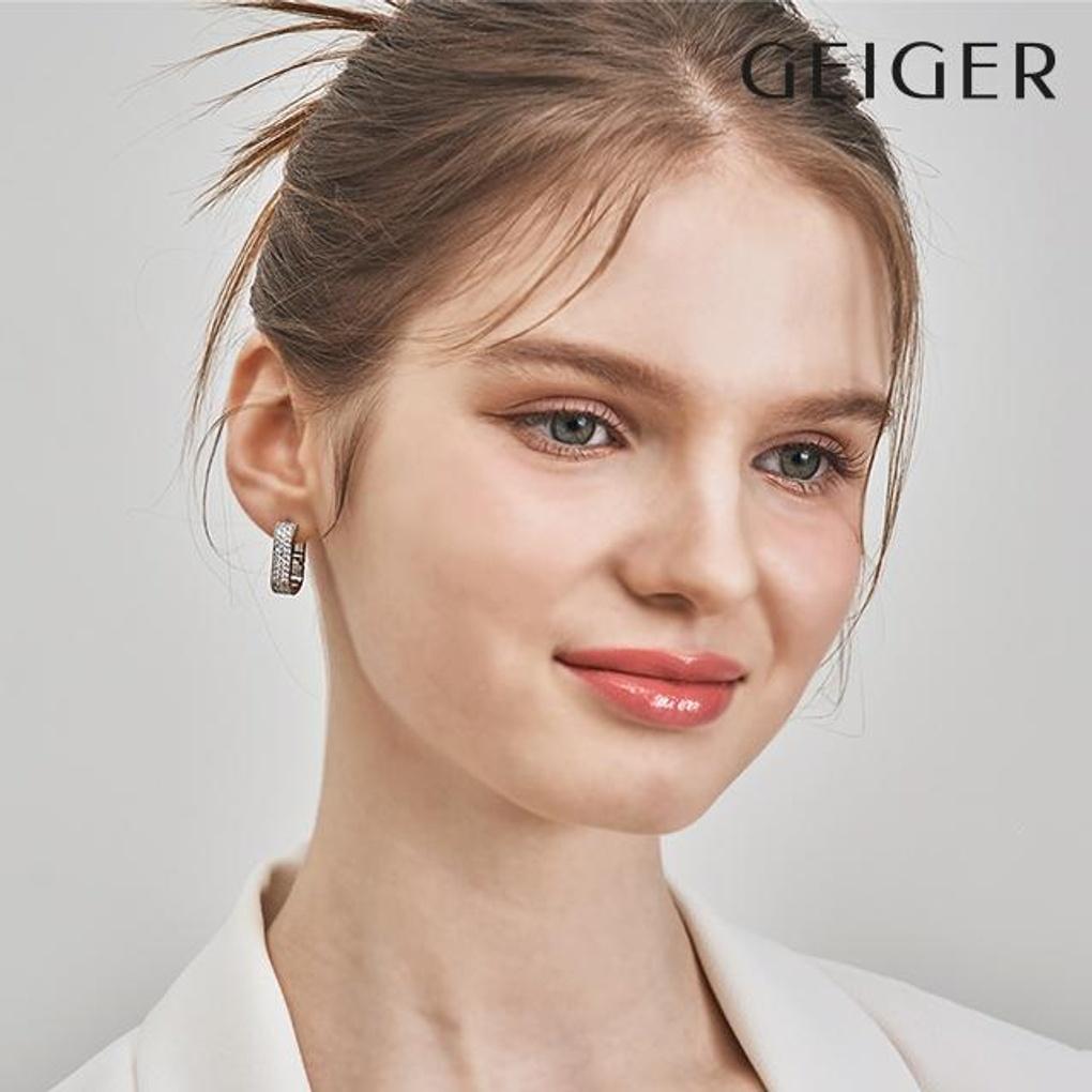 Silver Oversized One-Touch Fine Earrings GISVEE124