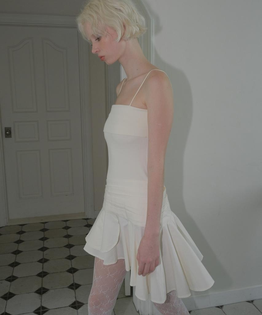 Kyuliti C Ruffle Sleeveless Dress_Ivory